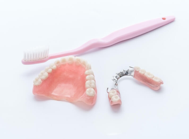 入れ歯（義歯）のご相談は東大阪市の歯医者『奥田歯科診療所』